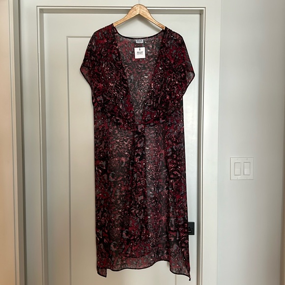 Kimono - Picture 1 of 5